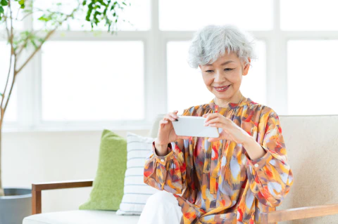 生きかた上手研究所が解説 「シニア世代のデジタル利用を徹底調査」